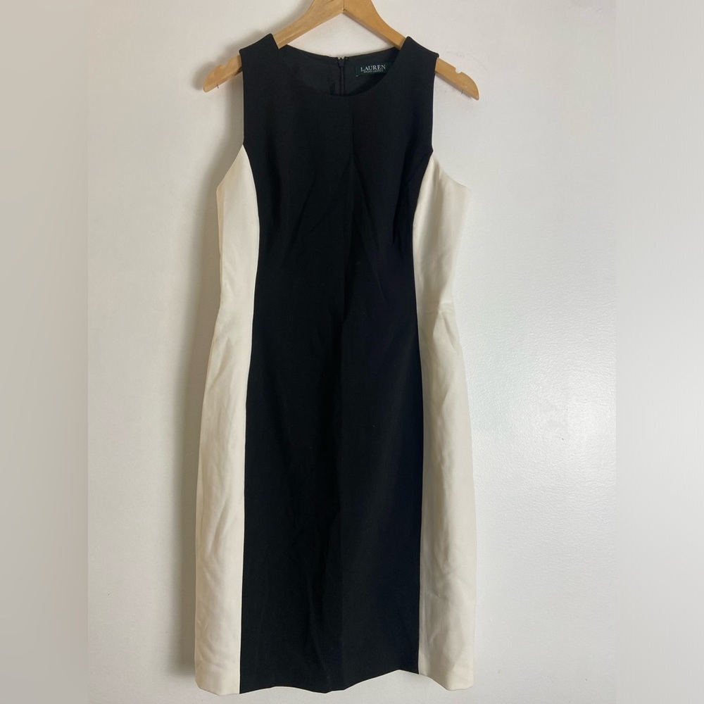 Lauren Ralph Lauren black and white body shaping midi formal size 10 dress.